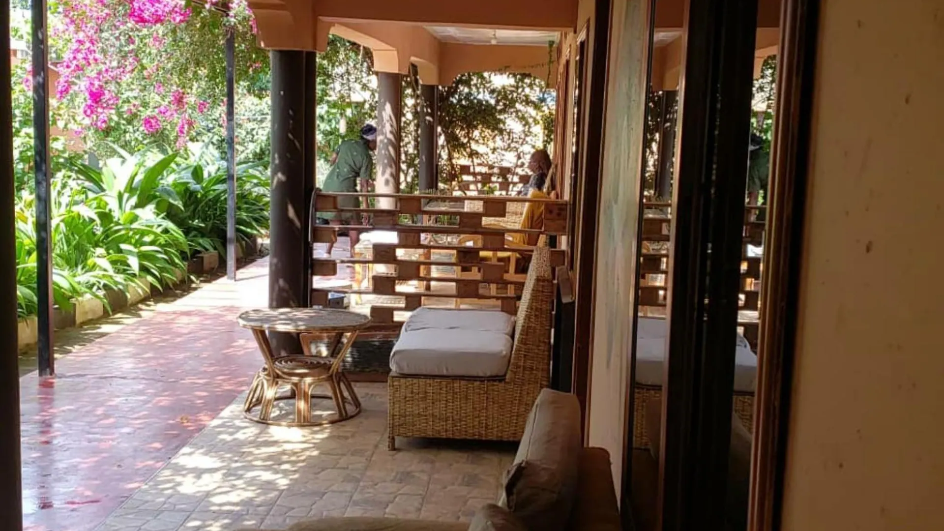 Gorilla African Guest House Entebbe